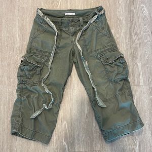 Abercrombie & Fitch Women’s Cargo Capris